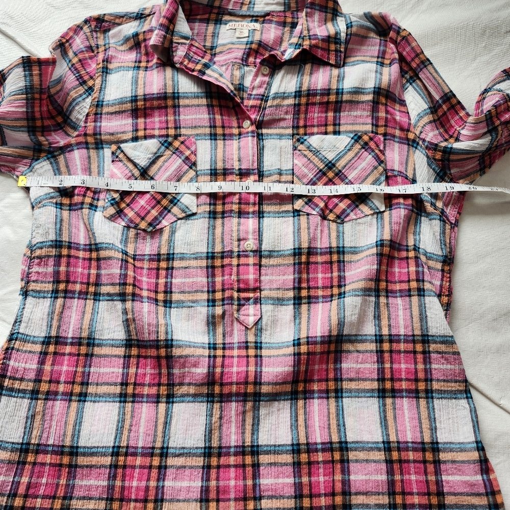 Merona Size XL Pink Plaid Half Button-Up Shirt - Picture 4 of 8
